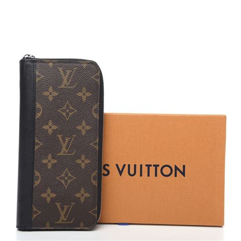 Products by Louis Vuitton: Zippy Wallet Vertical